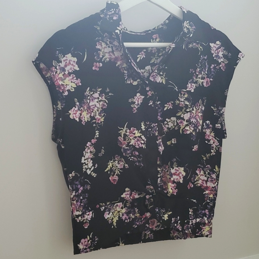 Womens Dynamite Crop Blouse